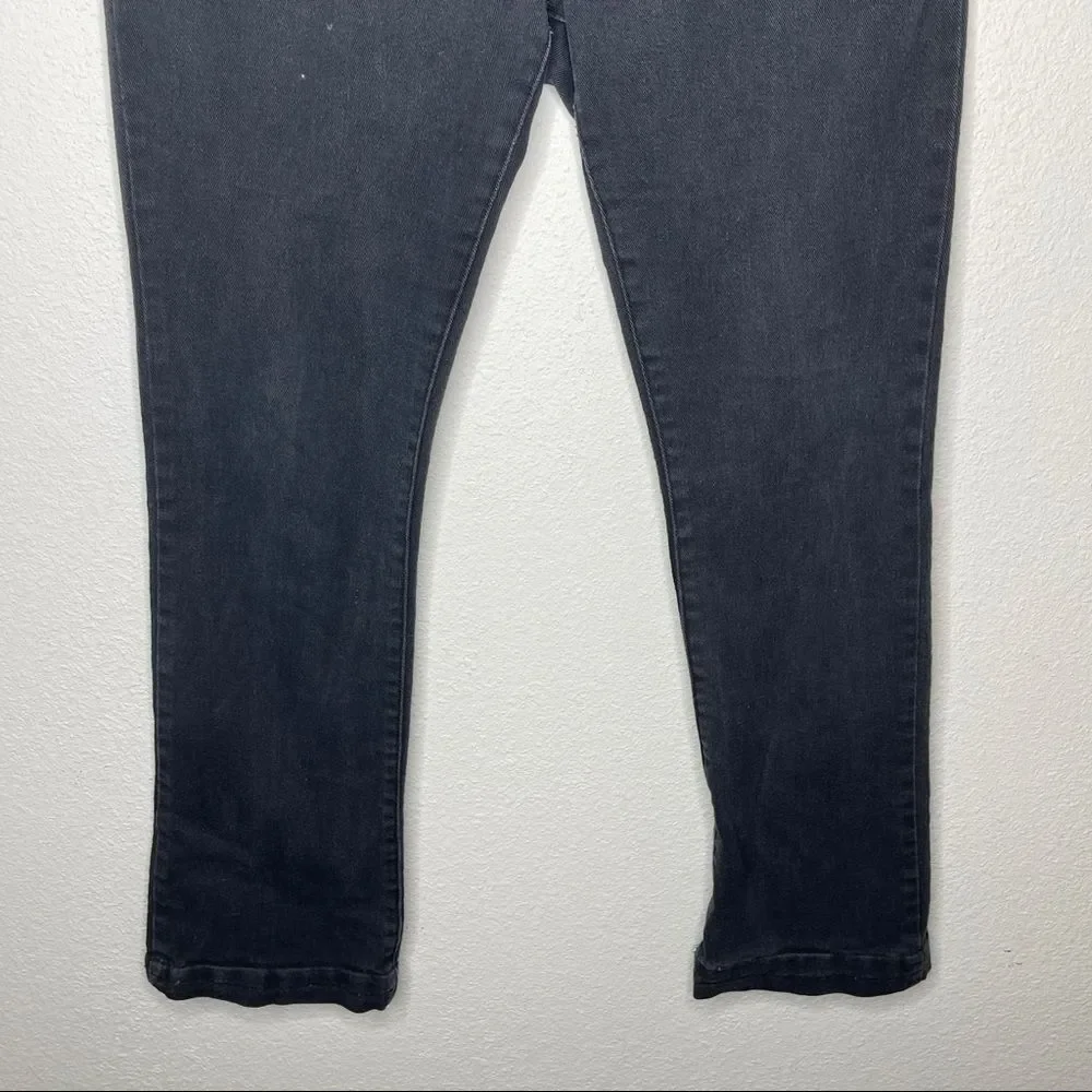 Robin's Jean Jeans‎ - Picture 8 of 11